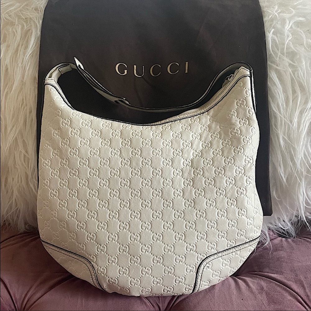 White Gucci bag